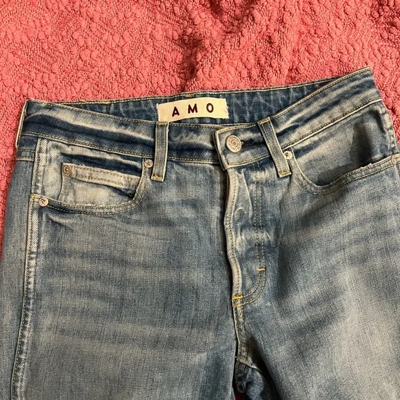 AMO TOMBOY CHARMER JEANS Straight Leg - Picture 2 of 6